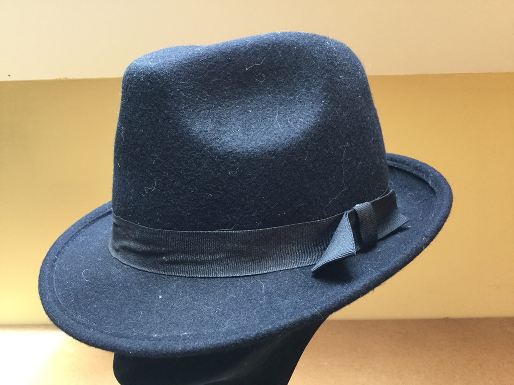 Black Felt Trilby 8L